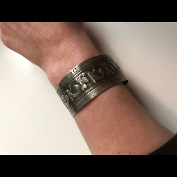 Vintage Marc Jacobs cuff bracelet. - Picture 4 of 4